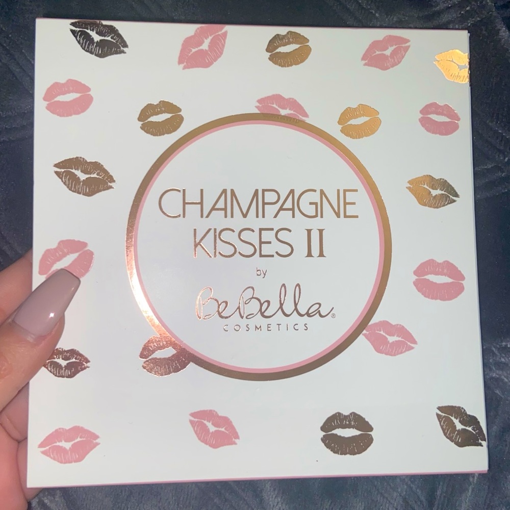 Be Bella Champagne kisses 2